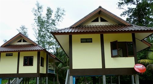 Hin Bhai Resort Chaloklum Exterior photo